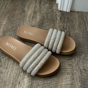 Xoxo sandals